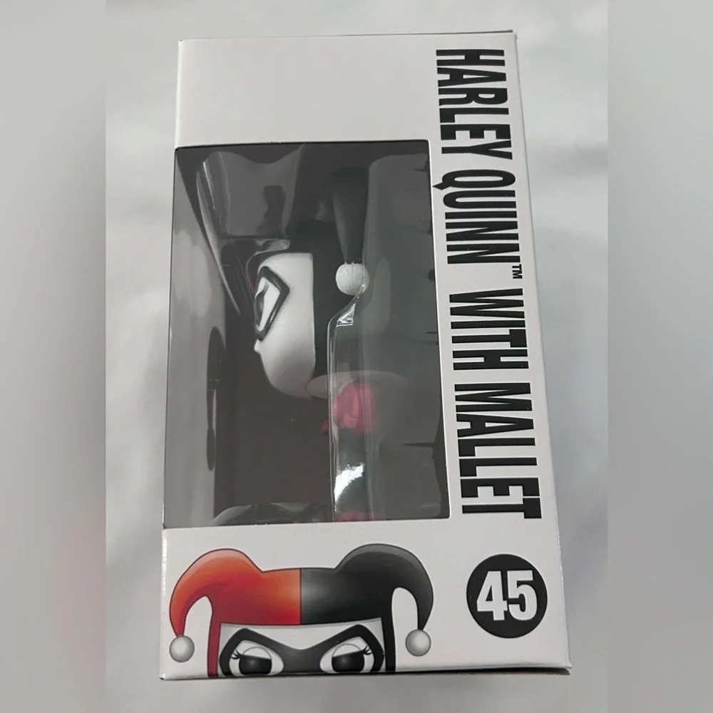 Funko Pop Harley Quinn with Mallet #45 NIB - Picture 2 of 5